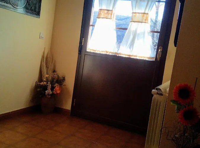 샬레 Nieves San Ciprián